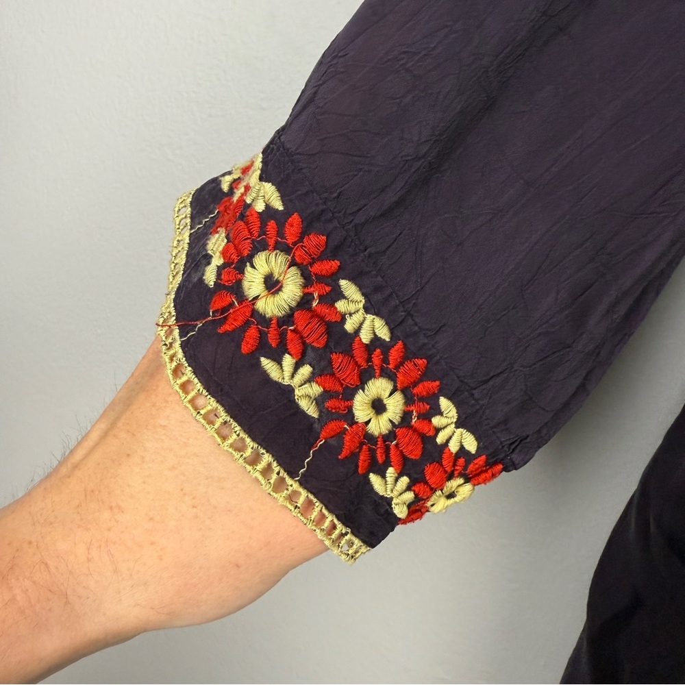 Johnny Was Artisan Embroidered Floral Tunic - Picture 3 of 6